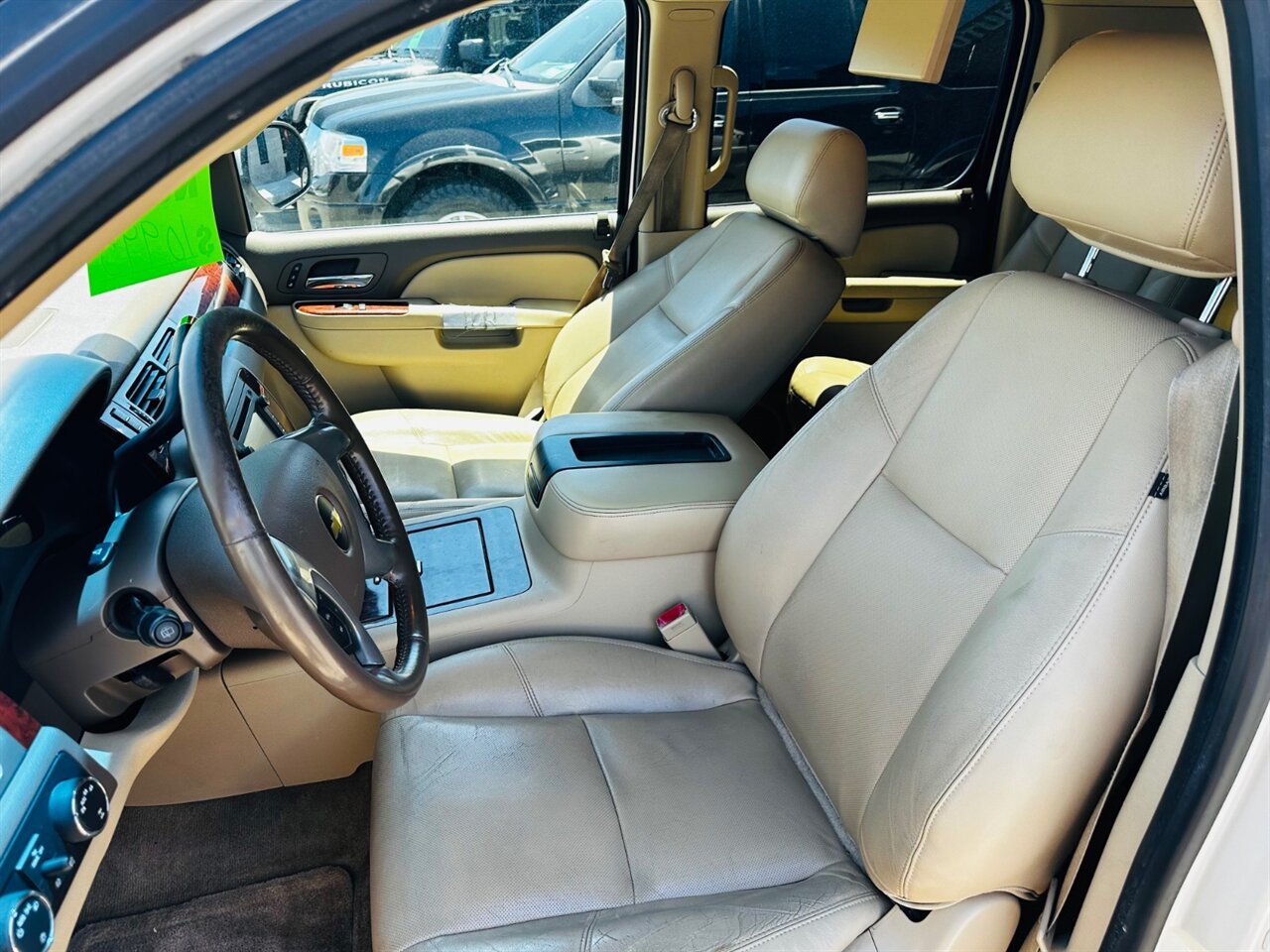 2012 Chevrolet Suburban LTZ - Photo 16 - Reno, NV 89502
