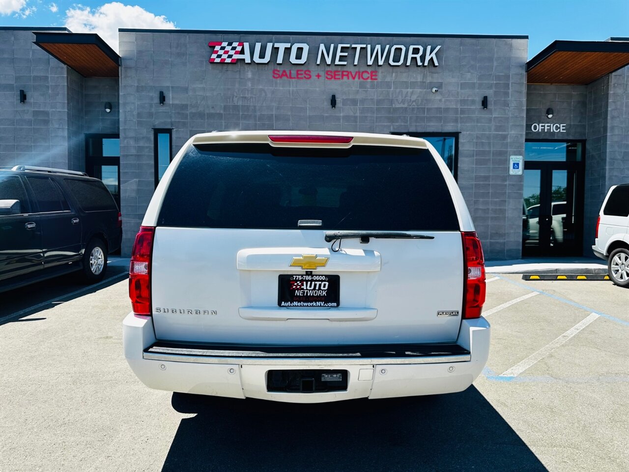 2012 Chevrolet Suburban LTZ - Photo 8 - Reno, NV 89502