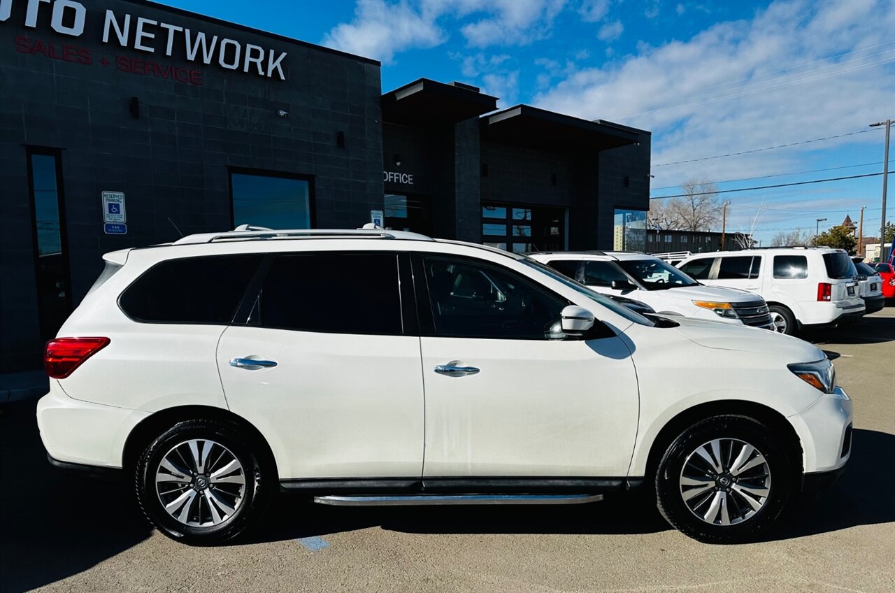 2018 Nissan Pathfinder SV - Photo 2 - Reno, NV 89502
