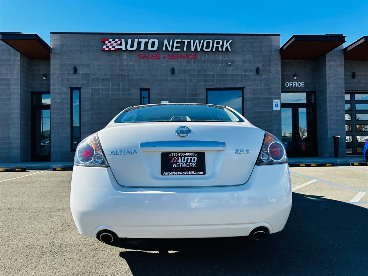 2009 Nissan Altima S photo 5