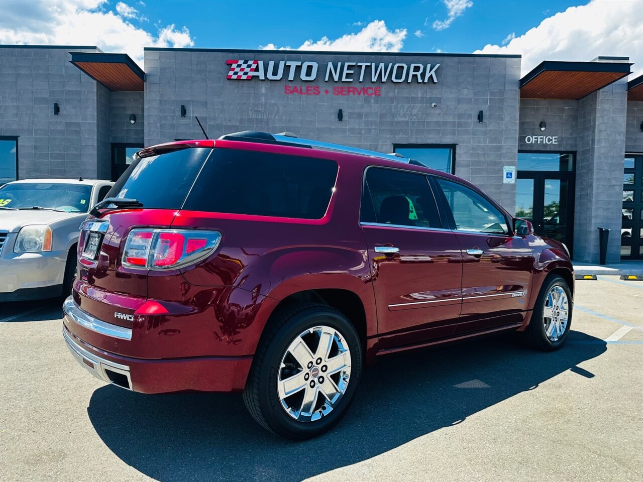 2015 GMC Acadia Denali - Photo 3 - Reno, NV 89502