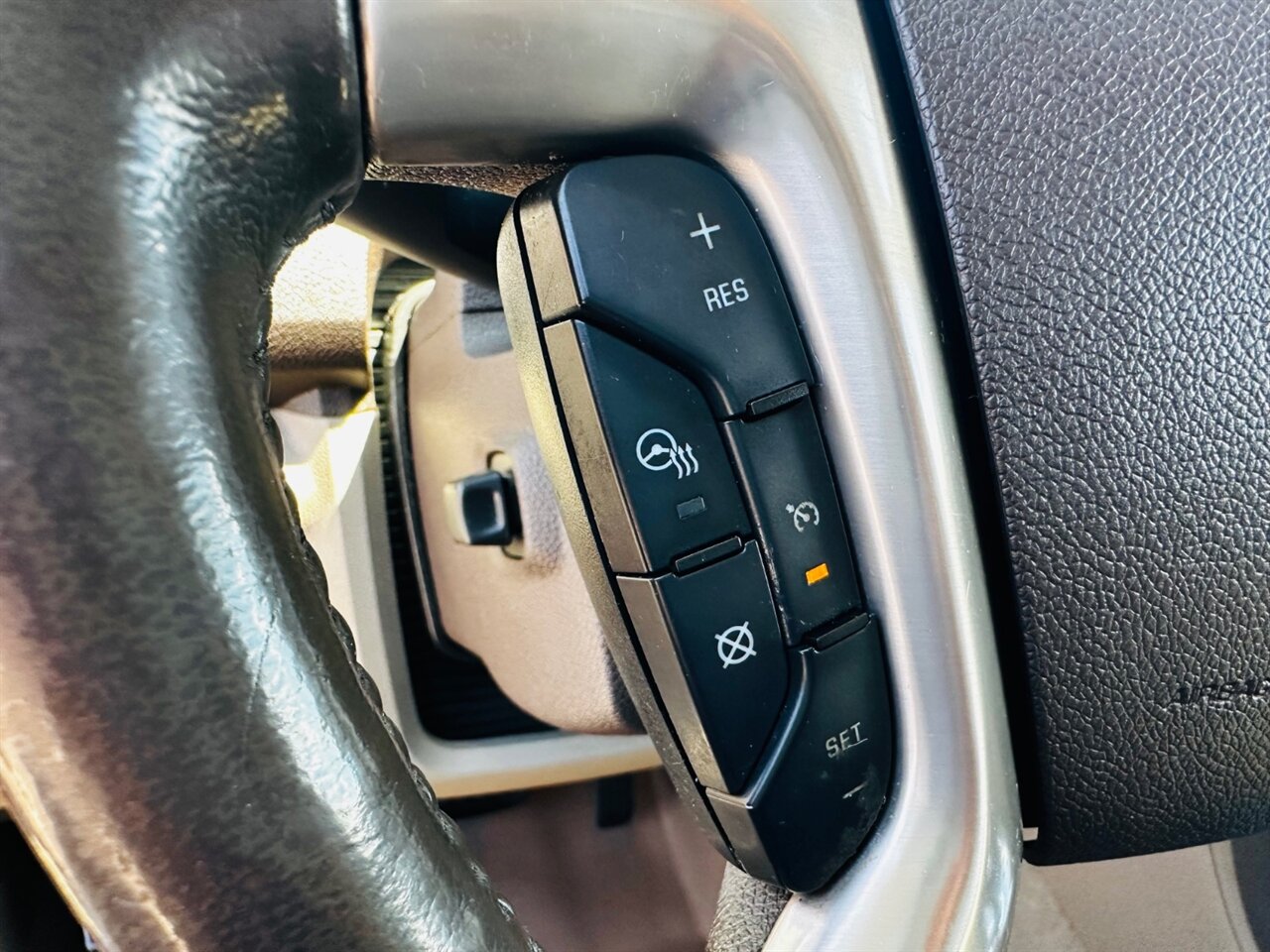 2015 GMC Acadia Denali - Photo 28 - Reno, NV 89502