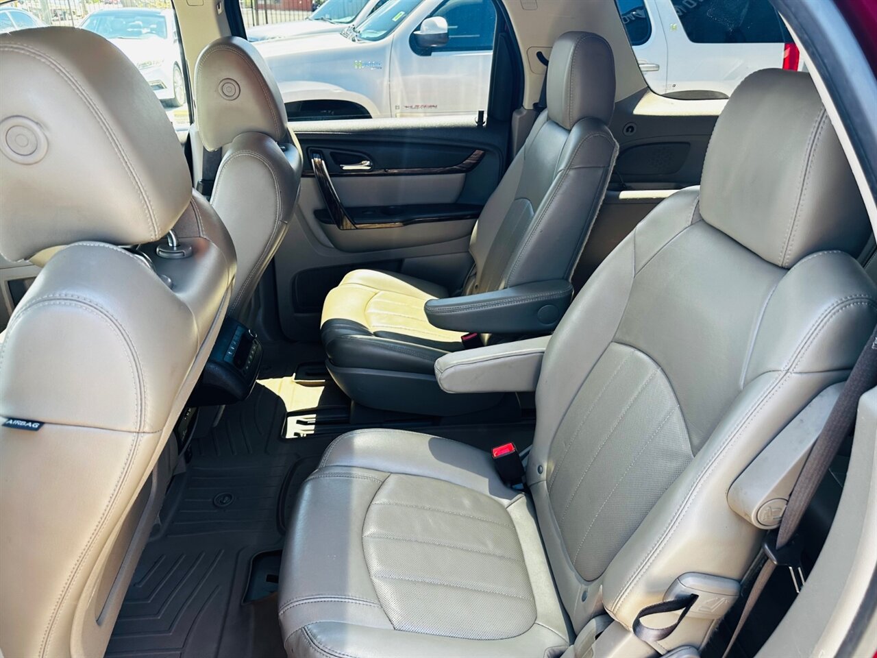 2015 GMC Acadia Denali - Photo 15 - Reno, NV 89502