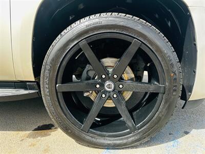 2010 GMC Yukon SLT   - Photo 11 - Reno, NV 89502