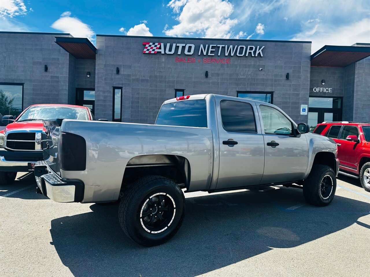 2007 Chevrolet Silverado 1500 LT1 4dr Crew Cab - Photo 3 - Reno, NV 89502