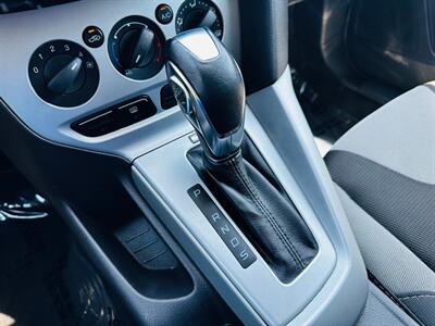 2012 Ford Focus SE   - Photo 19 - Reno, NV 89502