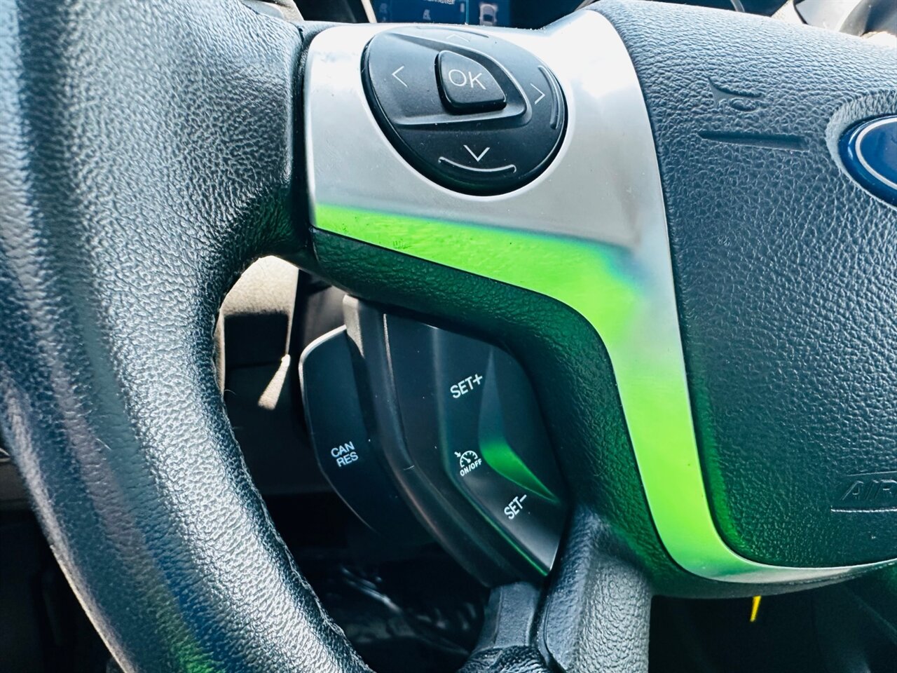 2012 Ford Focus SE - Photo 23 - Reno, NV 89502