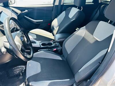 2012 Ford Focus SE   - Photo 15 - Reno, NV 89502