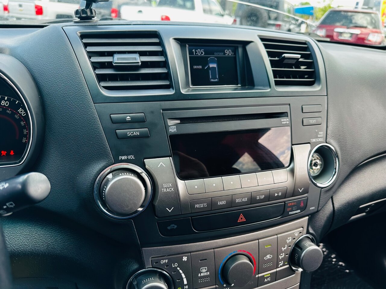2011 Toyota Highlander SE - Photo 19 - Reno, NV 89502