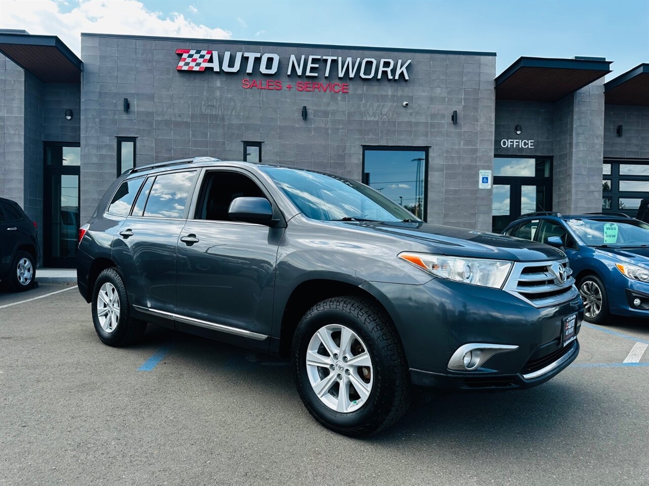 2011 Toyota Highlander SE - Photo 1 - Reno, NV 89502