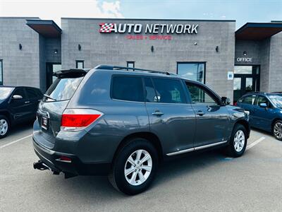 2011 Toyota Highlander SE   - Photo 3 - Reno, NV 89502