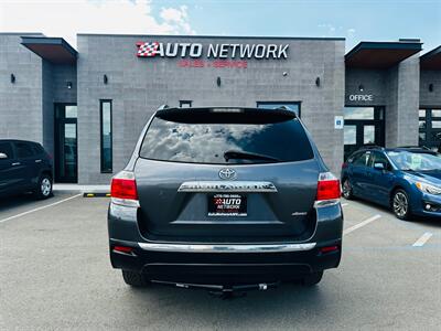 2011 Toyota Highlander SE   - Photo 8 - Reno, NV 89502