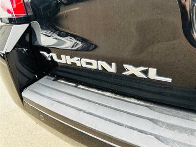 2015 GMC Yukon XL SLT   - Photo 10 - Reno, NV 89502