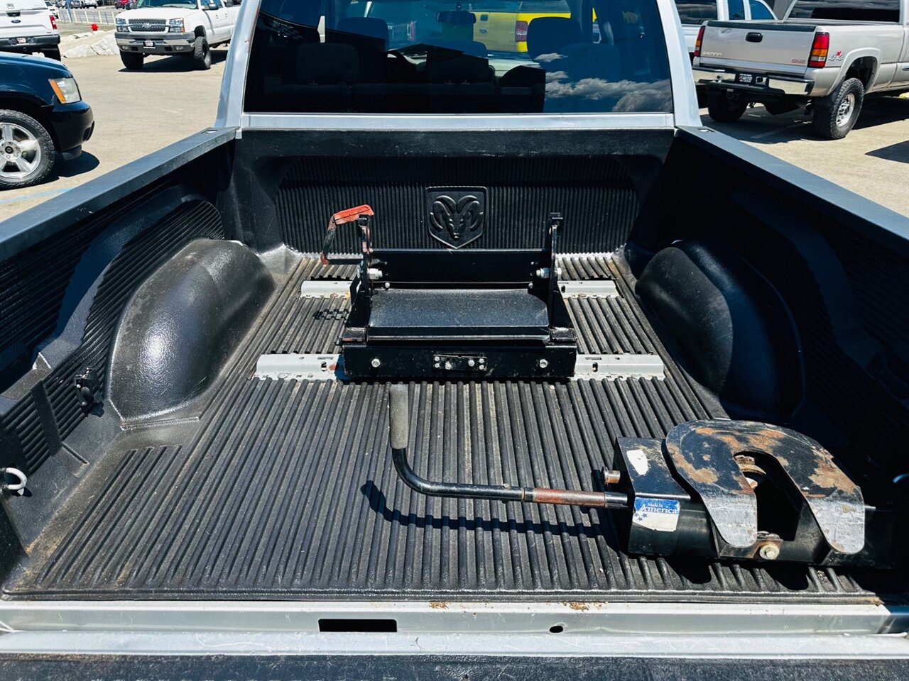 2010 Dodge Ram 1500 ST - Photo 12 - Reno, NV 89502