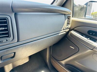 2004 Chevrolet Silverado 2500 LT 4dr Crew Cab   - Photo 19 - Reno, NV 89502