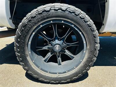 2004 Chevrolet Silverado 2500 LT 4dr Crew Cab   - Photo 12 - Reno, NV 89502
