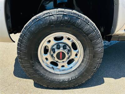 2004 GMC Sierra 2500 SLT 4dr Extended Cab   - Photo 13 - Reno, NV 89502