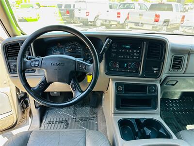 2004 GMC Sierra 2500 SLT 4dr Extended Cab   - Photo 16 - Reno, NV 89502