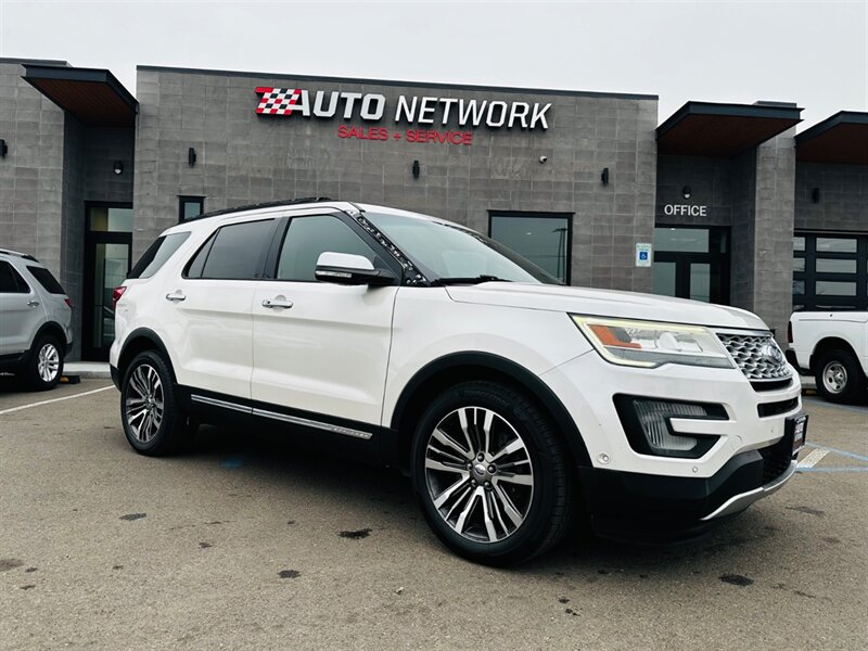 2017 Ford Explorer Platinum  