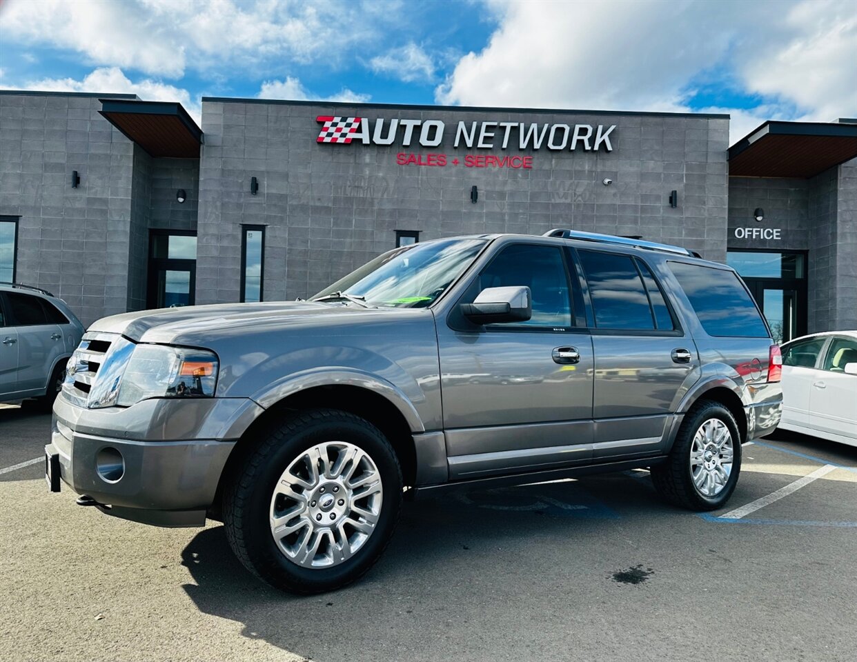 2012 Ford Expedition Limited photo 5