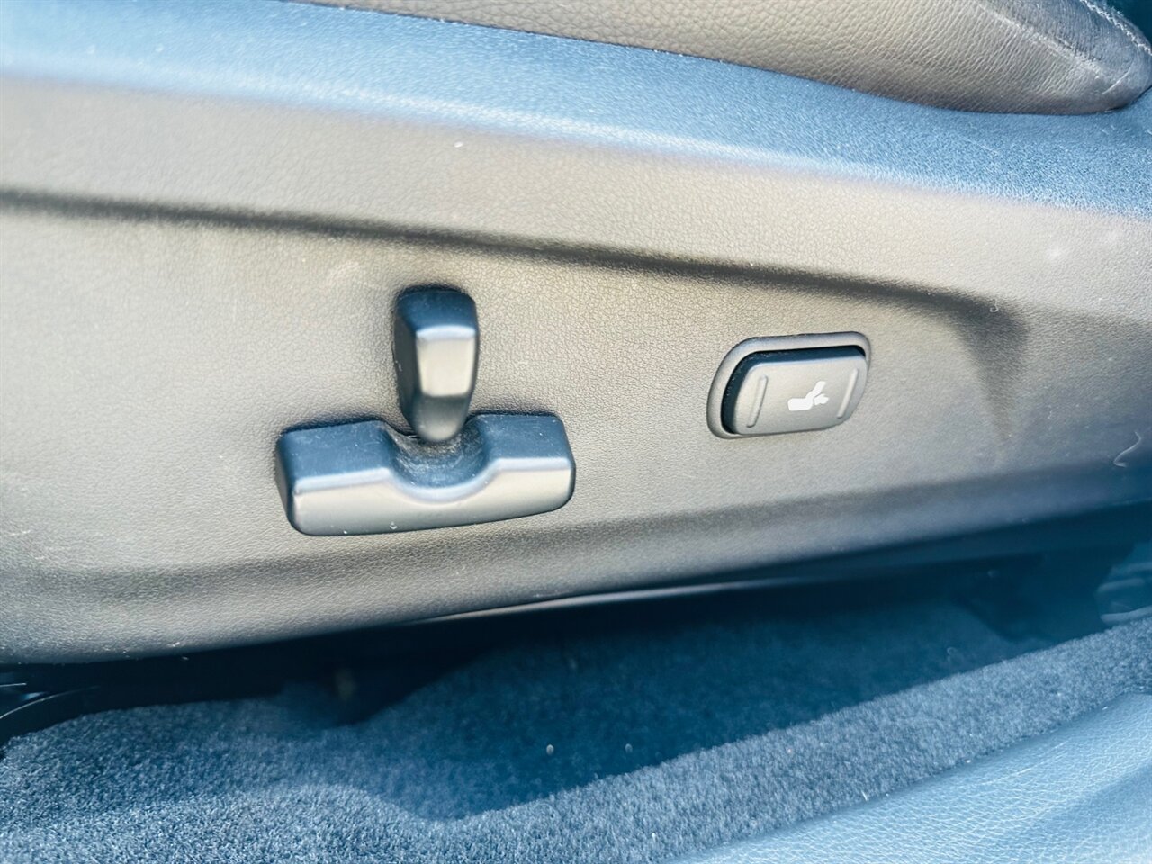 2011 Subaru Outback 2.5i Limited - Photo 28 - Reno, NV 89502