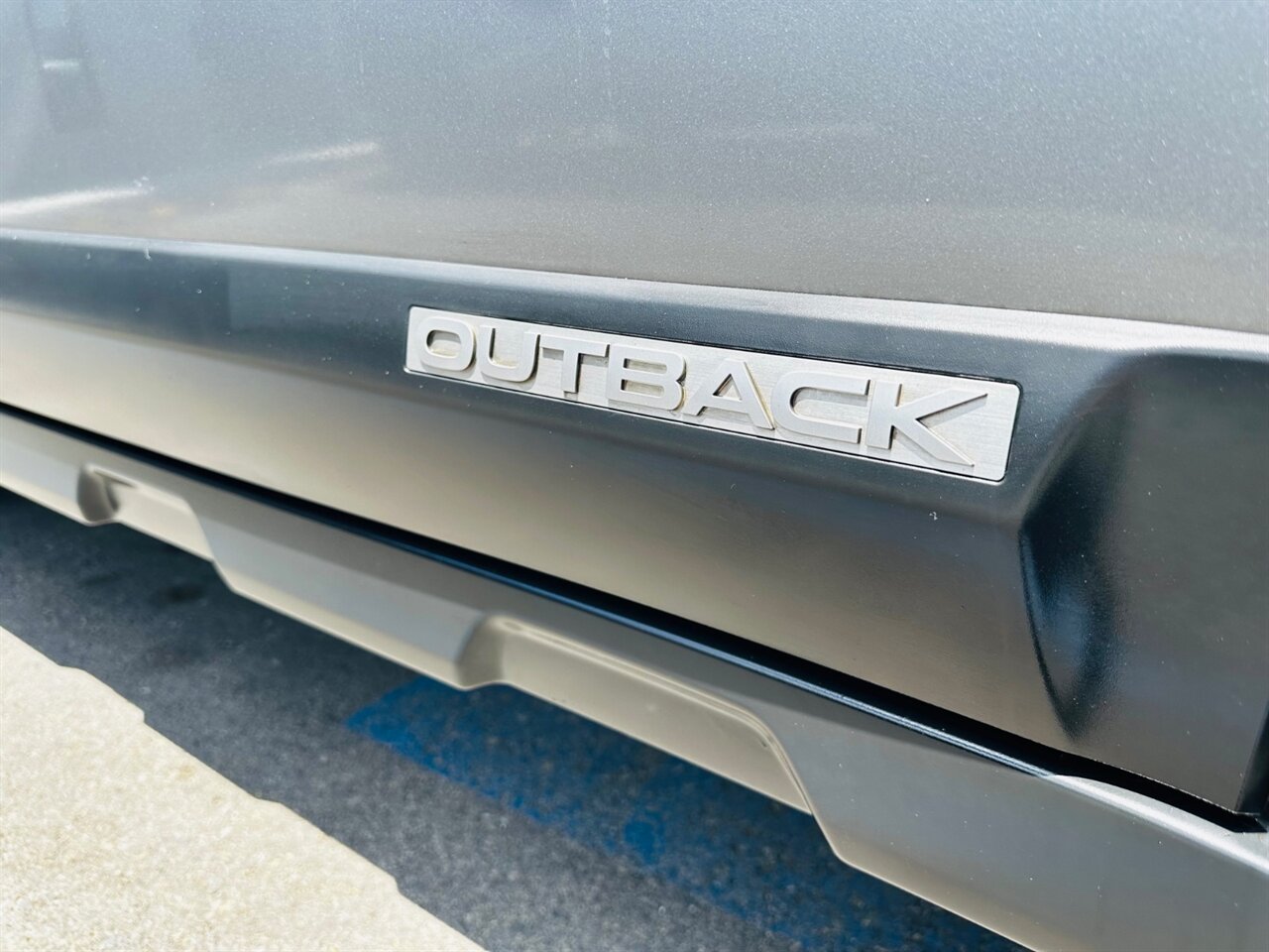 2011 Subaru Outback 2.5i Limited - Photo 12 - Reno, NV 89502