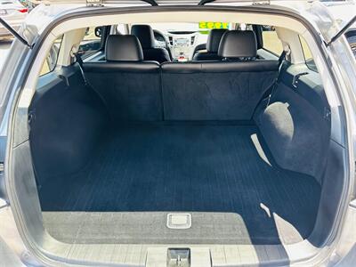 2011 Subaru Outback 2.5i Limited   - Photo 11 - Reno, NV 89502