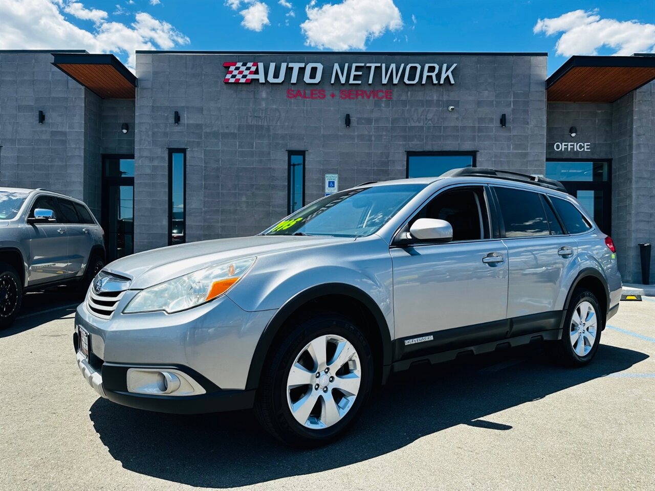 2011 Subaru Outback 2.5i Limited - Photo 5 - Reno, NV 89502