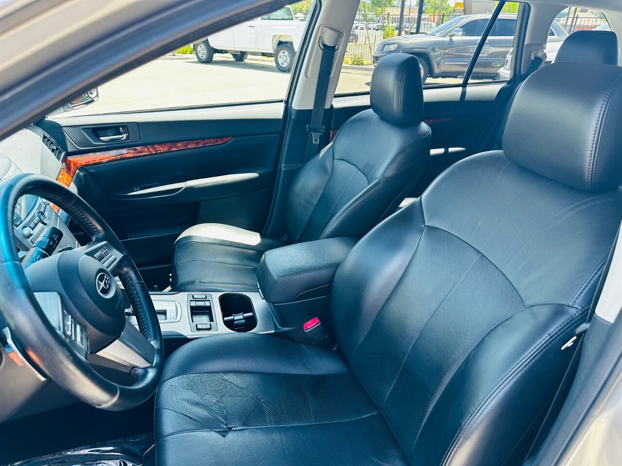 2011 Subaru Outback 2.5i Limited - Photo 15 - Reno, NV 89502