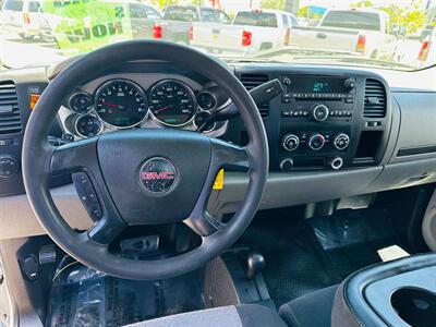2007 GMC Sierra 2500 Work Truck 2dr Regular Cab   - Photo 13 - Reno, NV 89502