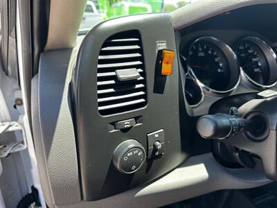 2007 GMC Sierra 2500 Work Truck 2dr Regular Cab   - Photo 15 - Reno, NV 89502