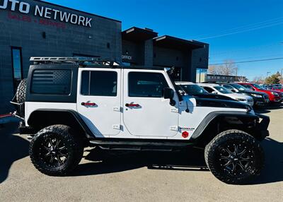 2017 Jeep Wrangler Unlimited Rubicon   - Photo 2 - Reno, NV 89502