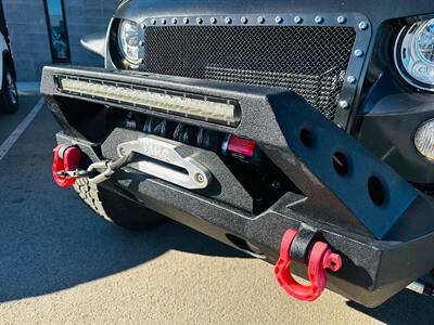 2017 Jeep Wrangler Unlimited Rubicon   - Photo 10 - Reno, NV 89502