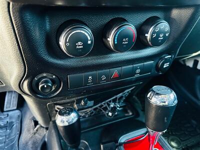 2017 Jeep Wrangler Unlimited Rubicon   - Photo 23 - Reno, NV 89502