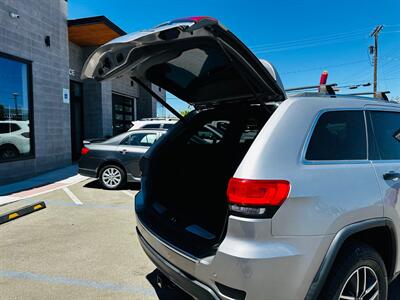 2018 Jeep Grand Cherokee Limited   - Photo 9 - Reno, NV 89502