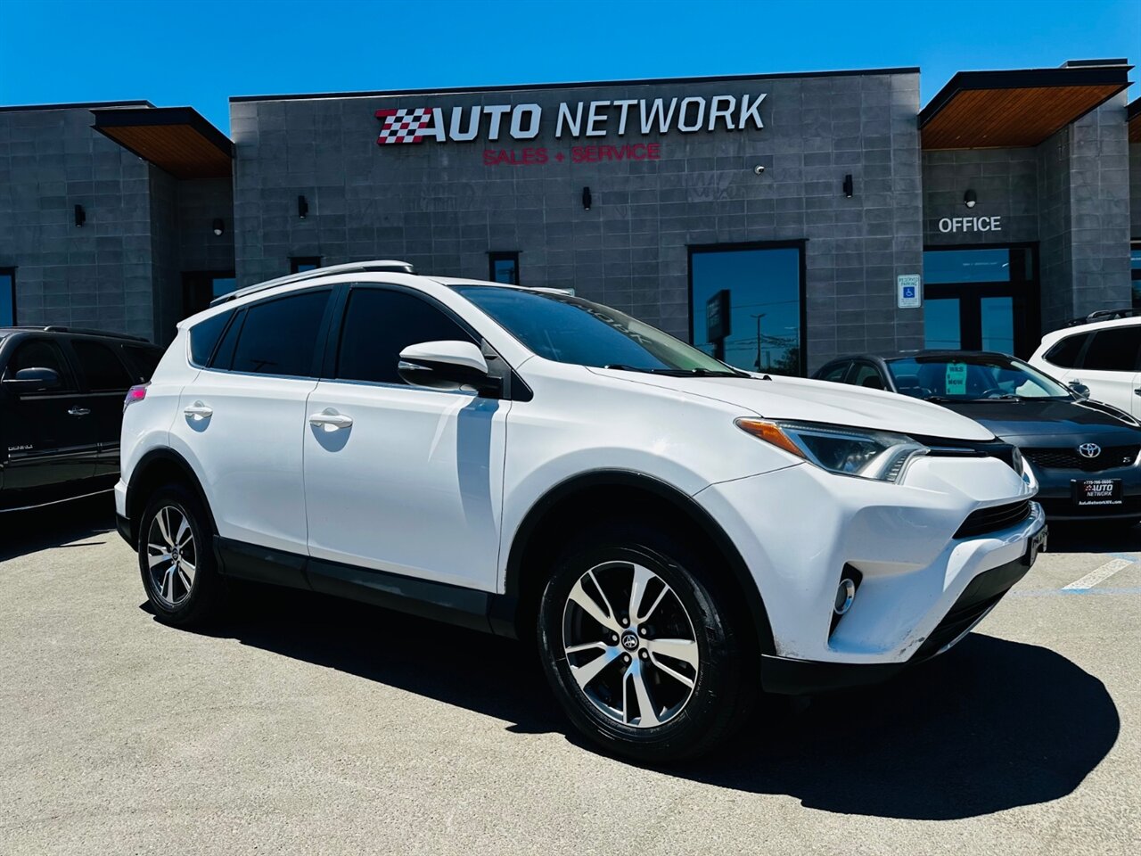 2017 Toyota RAV4 XLE   - Photo 1 - Reno, NV 89502