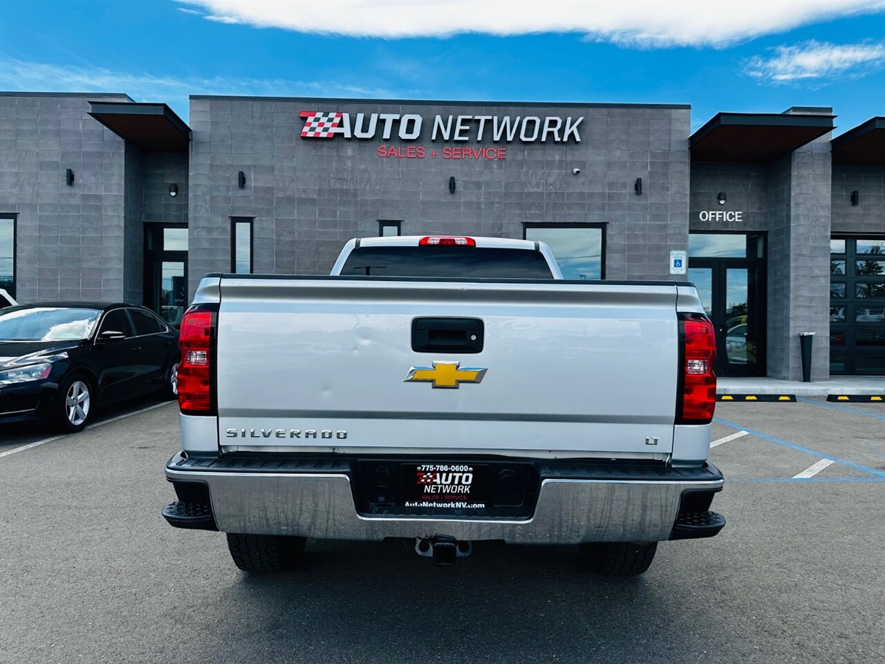 2018 Chevrolet Silverado 1500 LT - Photo 8 - Reno, NV 89502