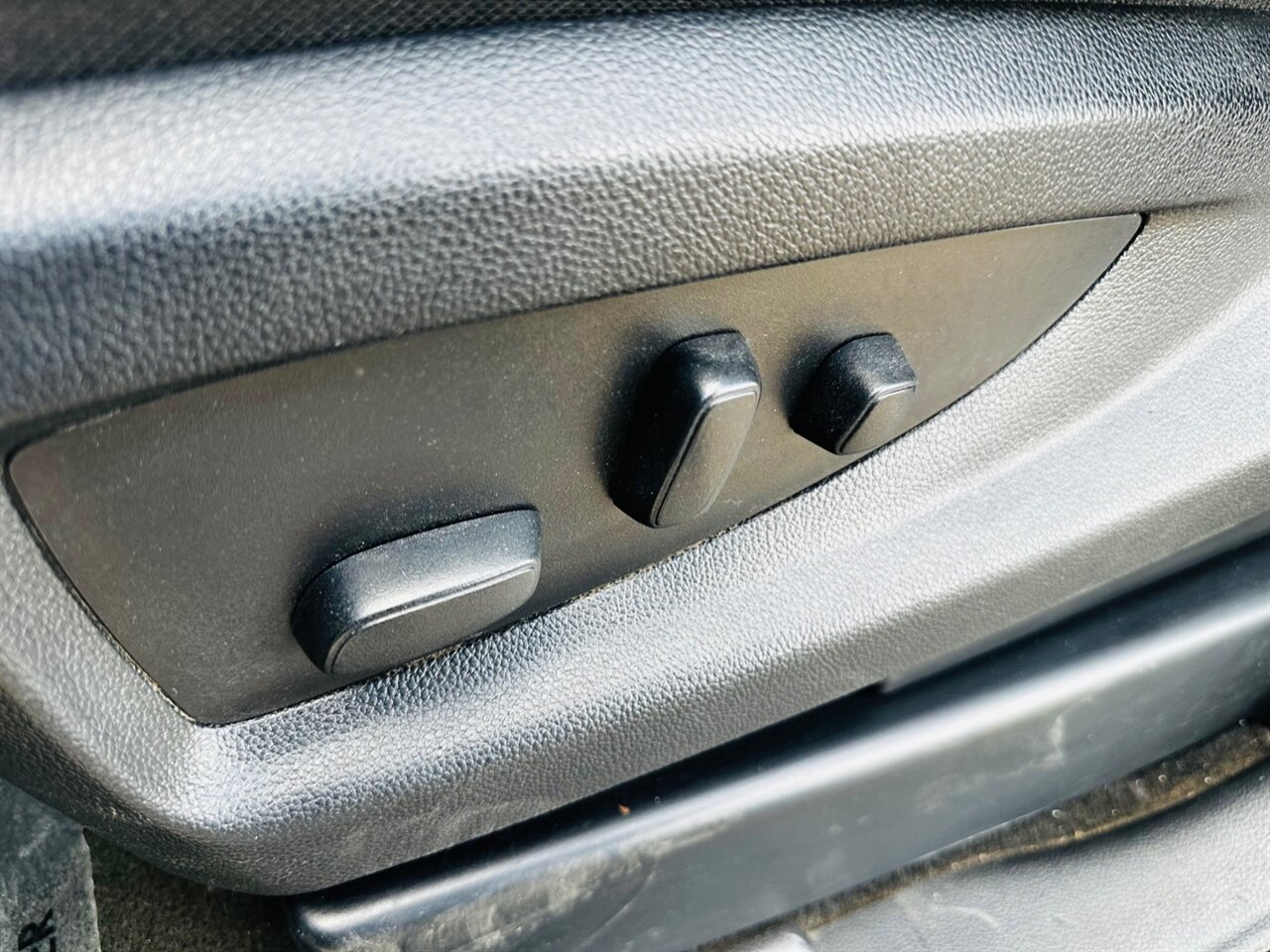 2018 Chevrolet Silverado 1500 LT - Photo 27 - Reno, NV 89502