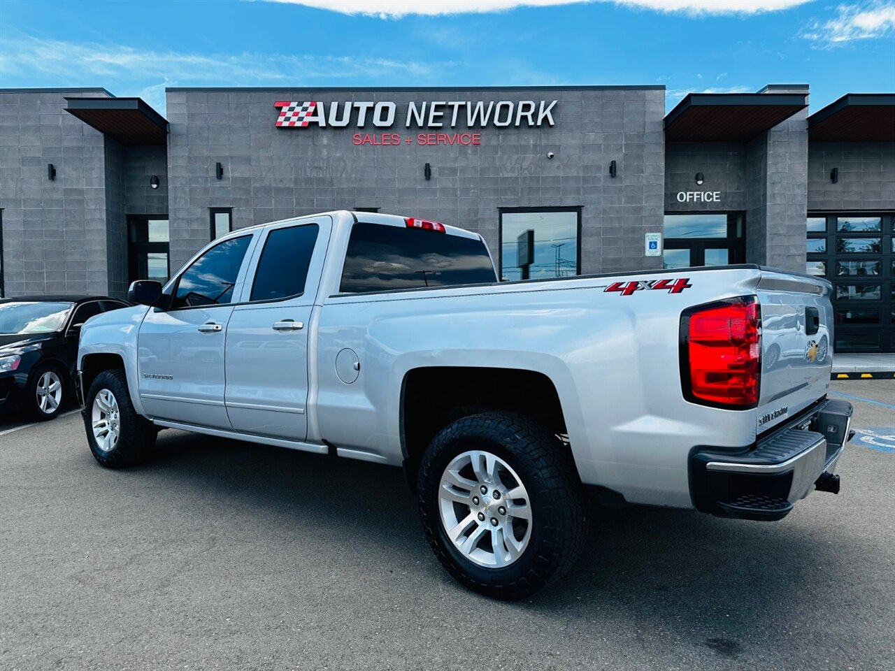 2018 Chevrolet Silverado 1500 LT - Photo 7 - Reno, NV 89502