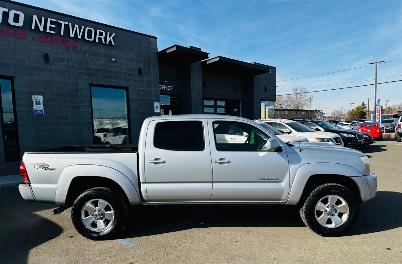 2005 Toyota Tacoma V6 4dr Double Cab V6 - Photo 2 - Reno, NV 89502