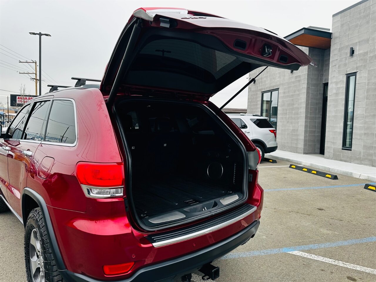 2015 Jeep Grand Cherokee Limited - Photo 9 - Reno, NV 89502