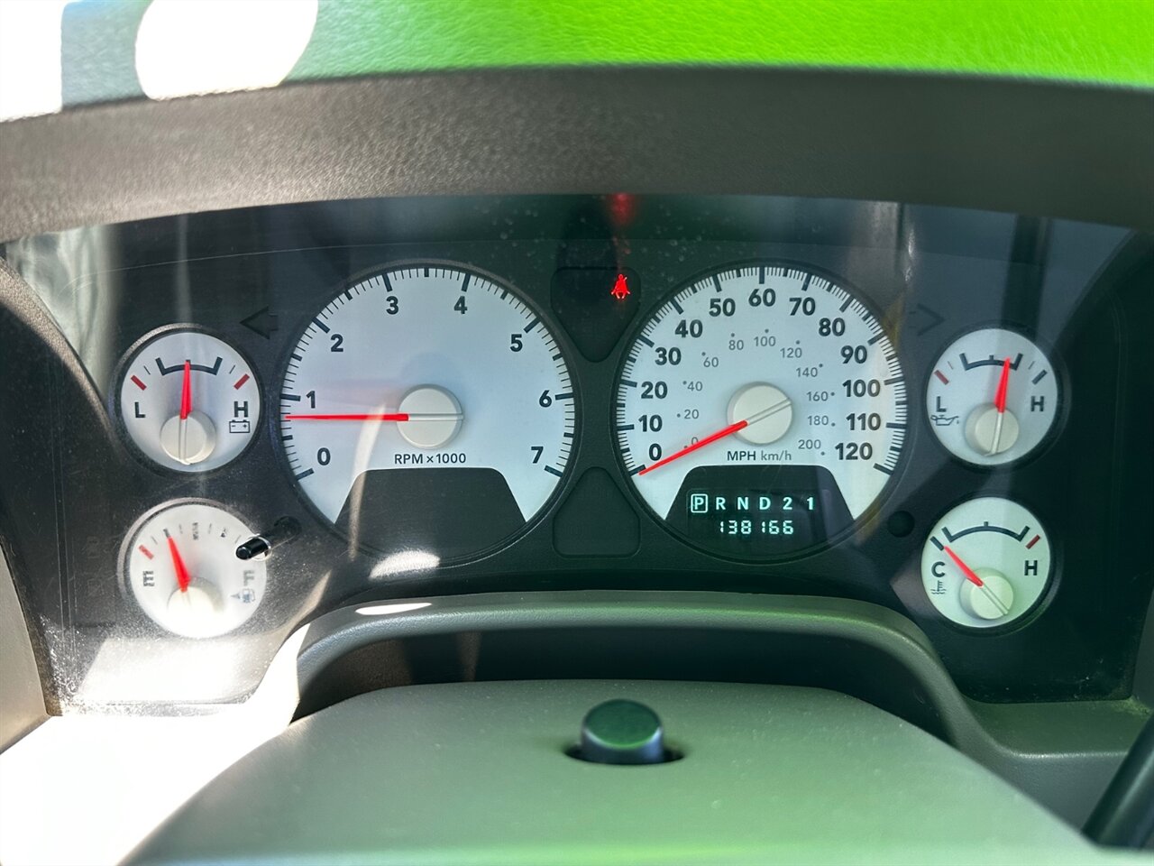 2008 Dodge Ram 1500 SLT 4dr Quad Cab - Photo 20 - Reno, NV 89502