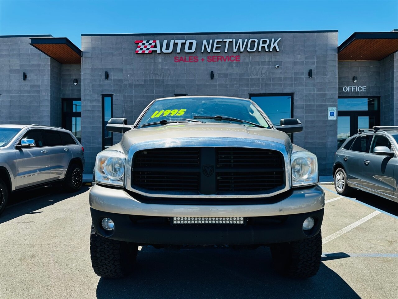 2008 Dodge Ram 1500 SLT 4dr Quad Cab - Photo 4 - Reno, NV 89502