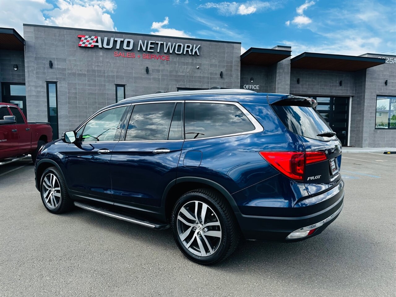 2017 Honda Pilot Touring - Photo 7 - Reno, NV 89502