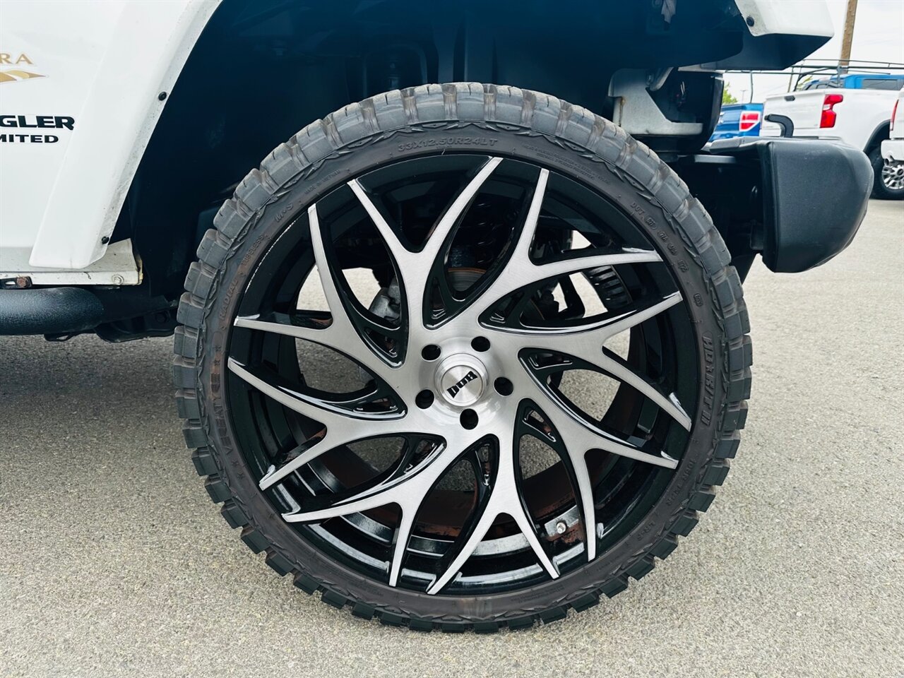 2013 Jeep Wrangler Unlimited Sahara - Photo 11 - Reno, NV 89502
