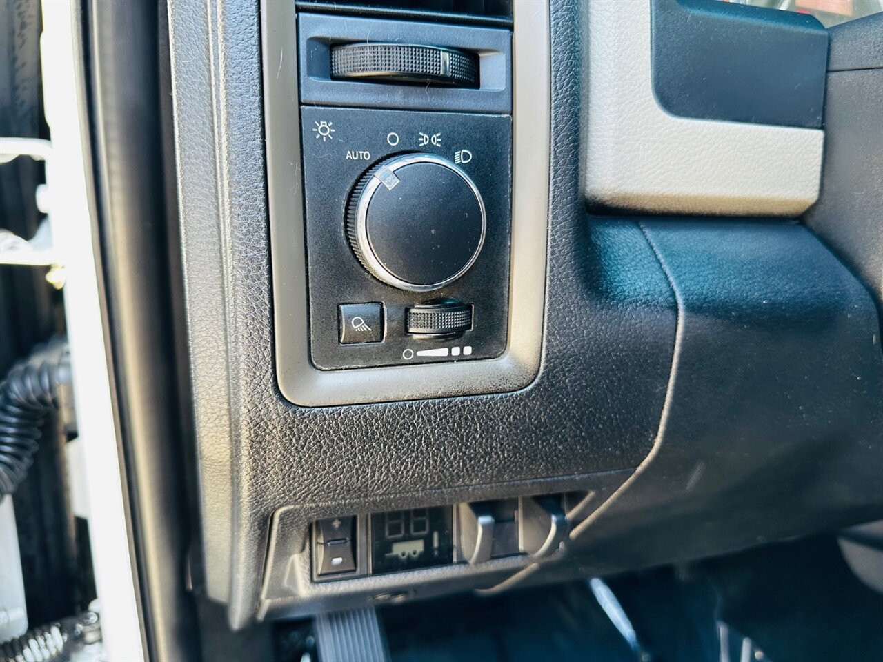 2012 RAM 1500 ST - Photo 20 - Reno, NV 89502