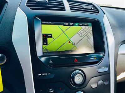 2015 Ford Explorer XLT   - Photo 16 - Reno, NV 89502