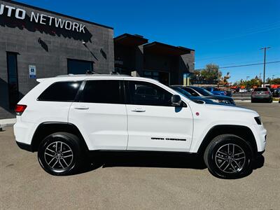 2017 Jeep Grand Cherokee Trailhawk   - Photo 2 - Reno, NV 89502