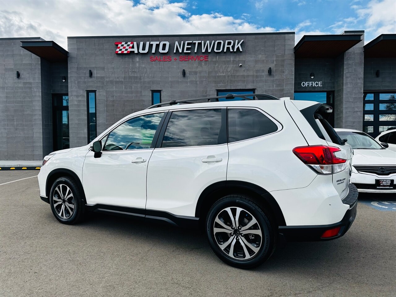 2019 Subaru Forester Limited photo 7