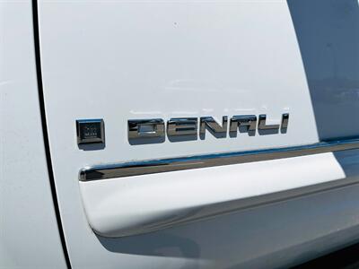 2007 GMC Yukon Denali - Photo 14 - Reno, NV 89502